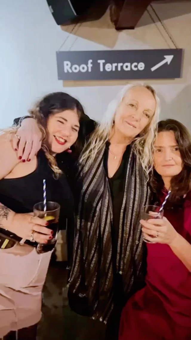 A clip from our Christmas party! Been told we look more like a family than a company, and we’d like to think so too💗

Happy holidays ya’ll! May your days be filled with warmth, laughter and lots of tasty food! 🎄✨